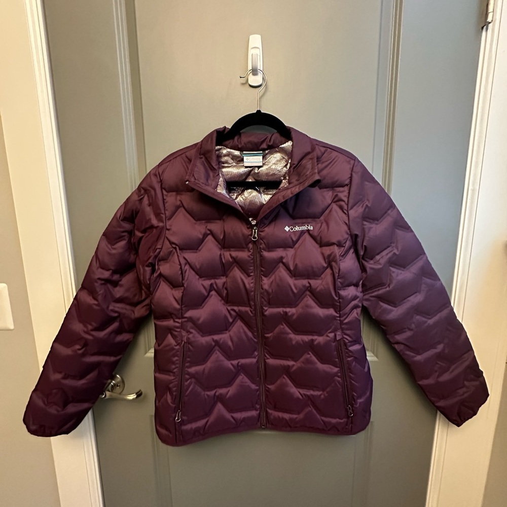 NWOT Columbia quilted jacket size Large.